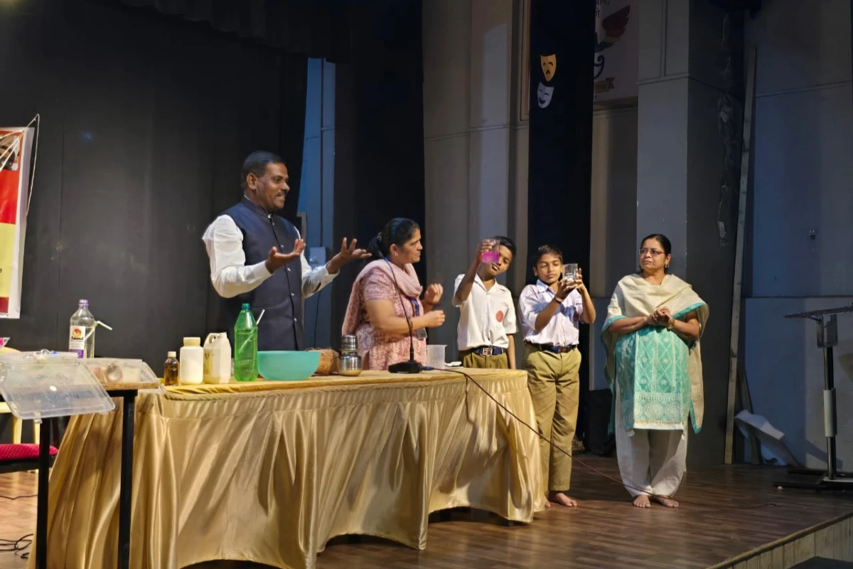 विज्ञान फिरती प्रयोगशाळा 